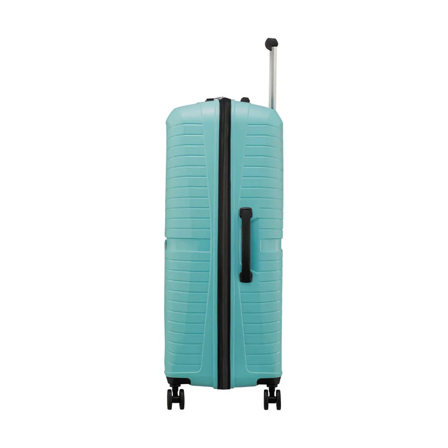 American Tourister Airconic Spinner Medium