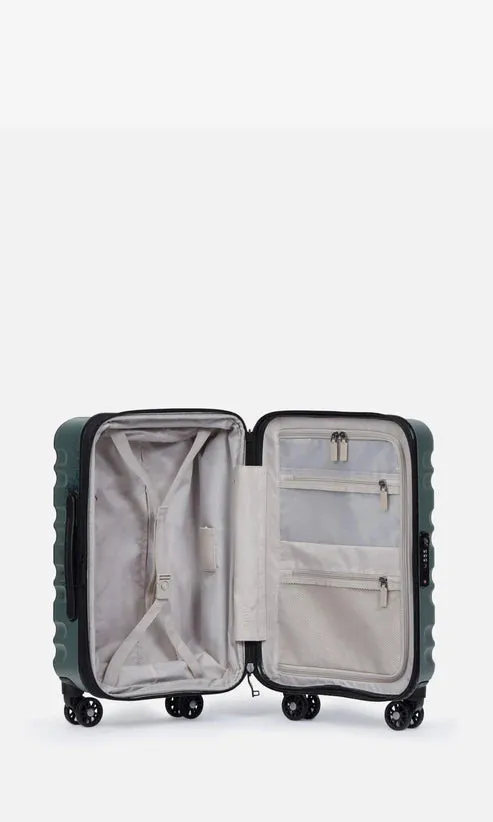 Antler Clifton 56cm Small Suitcase