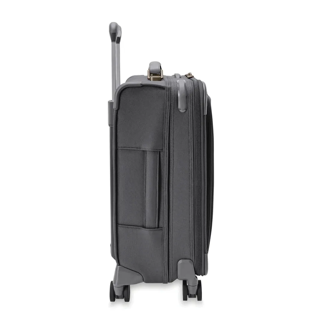 Briggs & Riley Baseline Large Expandable Spinner