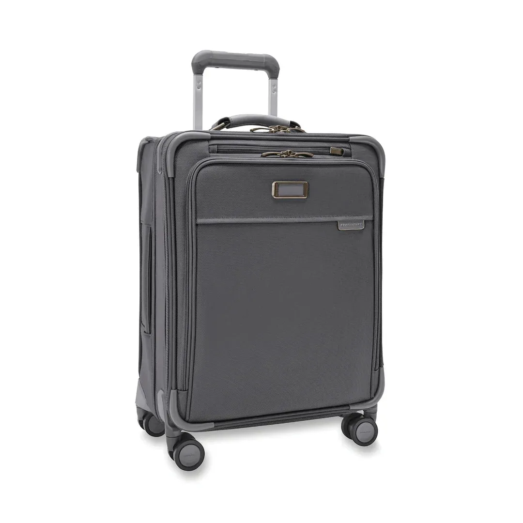 Briggs & Riley Baseline Large Expandable Spinner