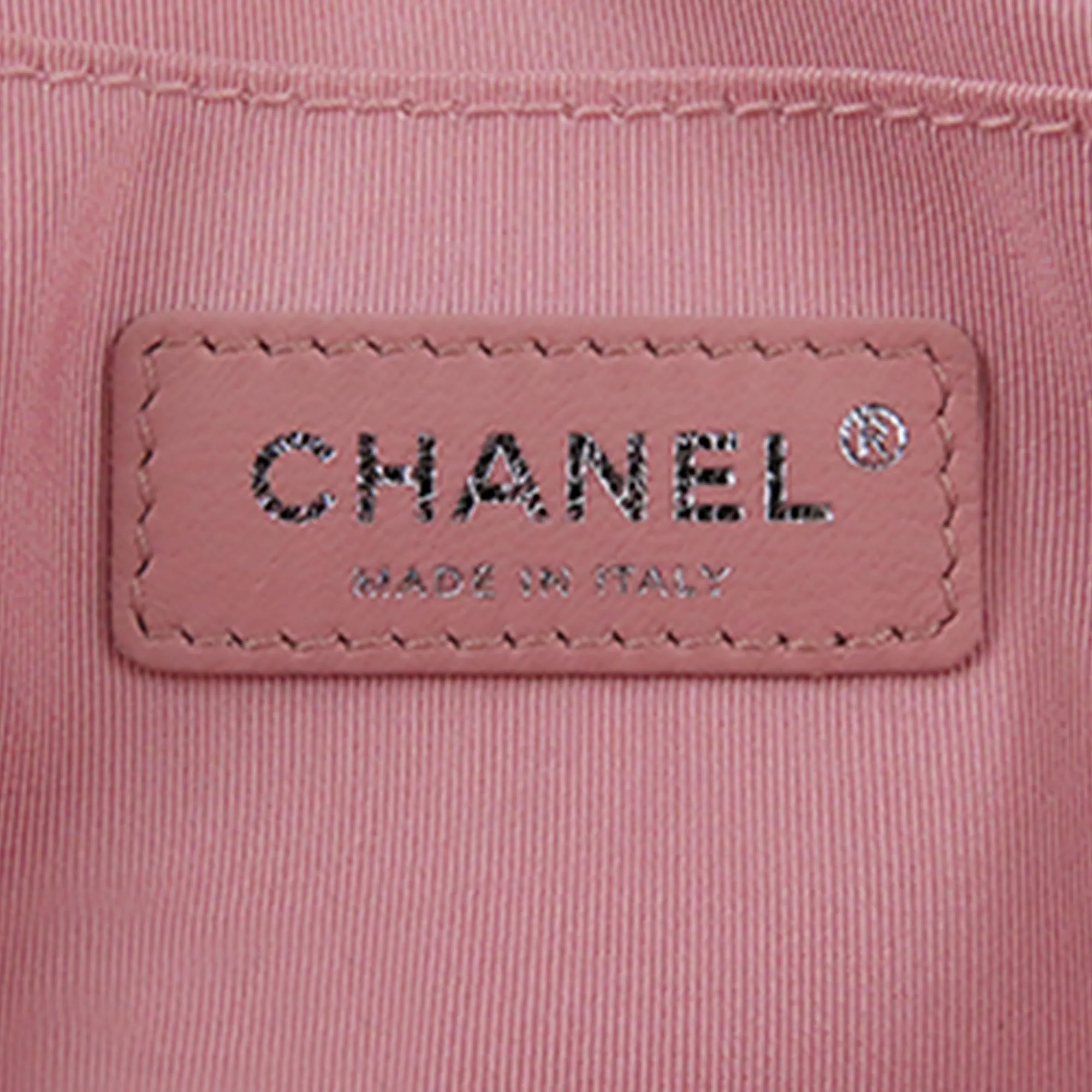 Chanel Matelasse Lambskin Leather Camera Bag (SHG-Uc0bUw)