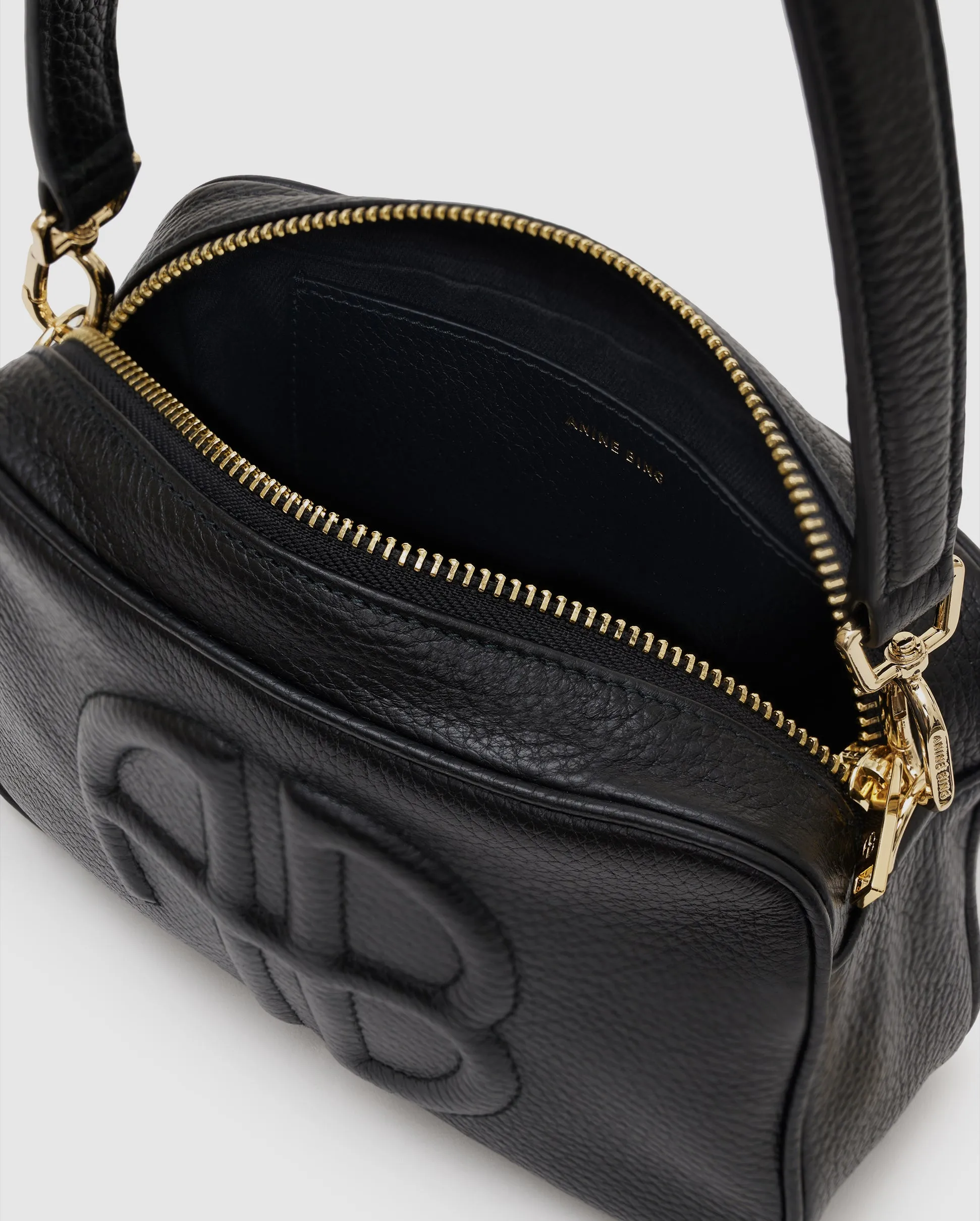 LILI BAG / BLACK PEBBLED