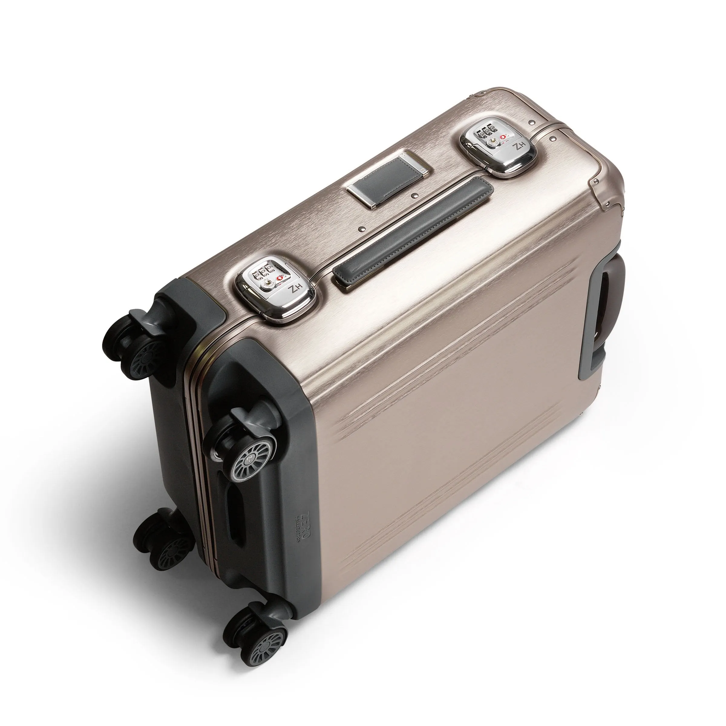 Pursuit Aluminum | Continental Carry-On Case 39L