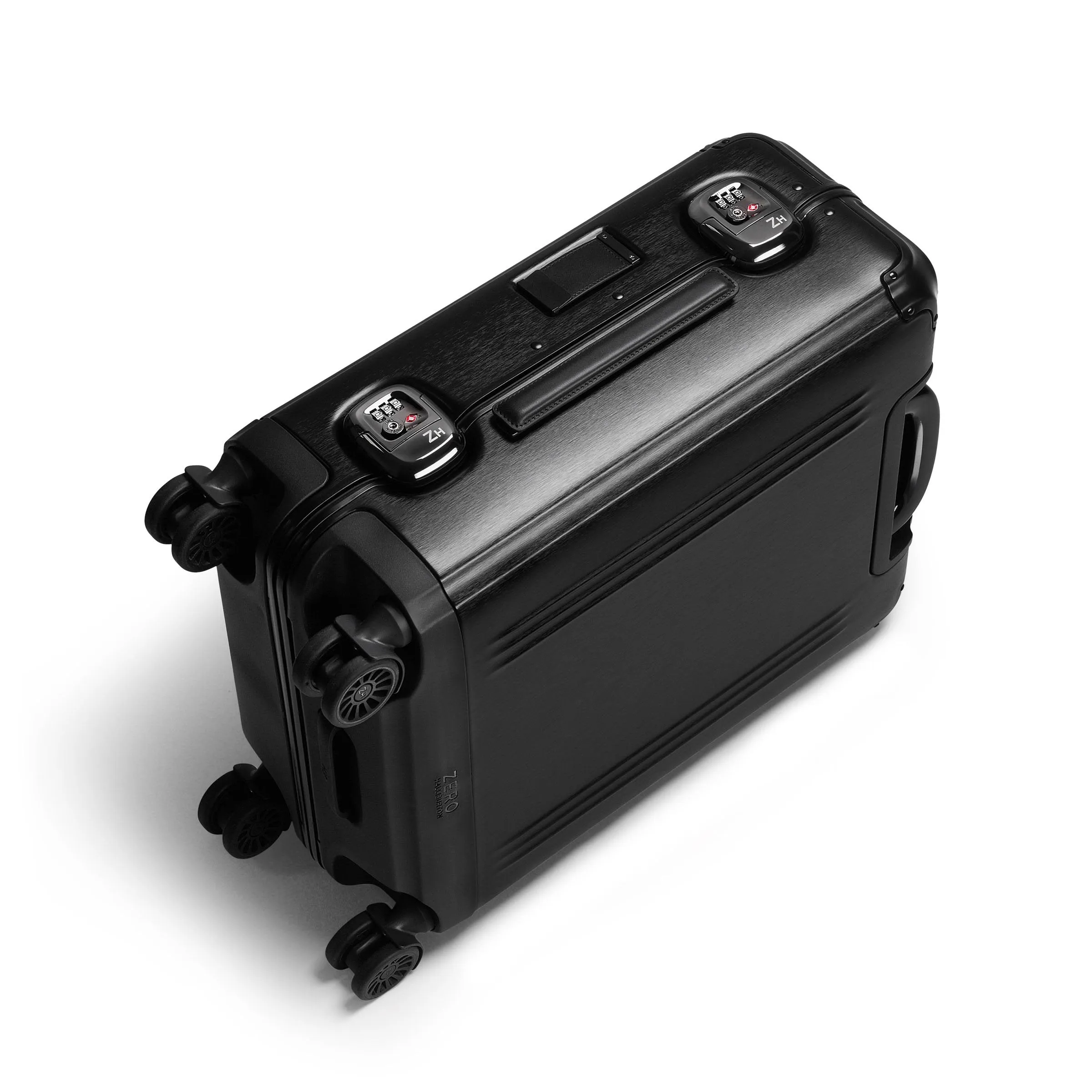 Pursuit Aluminum | Continental Carry-On Case 39L