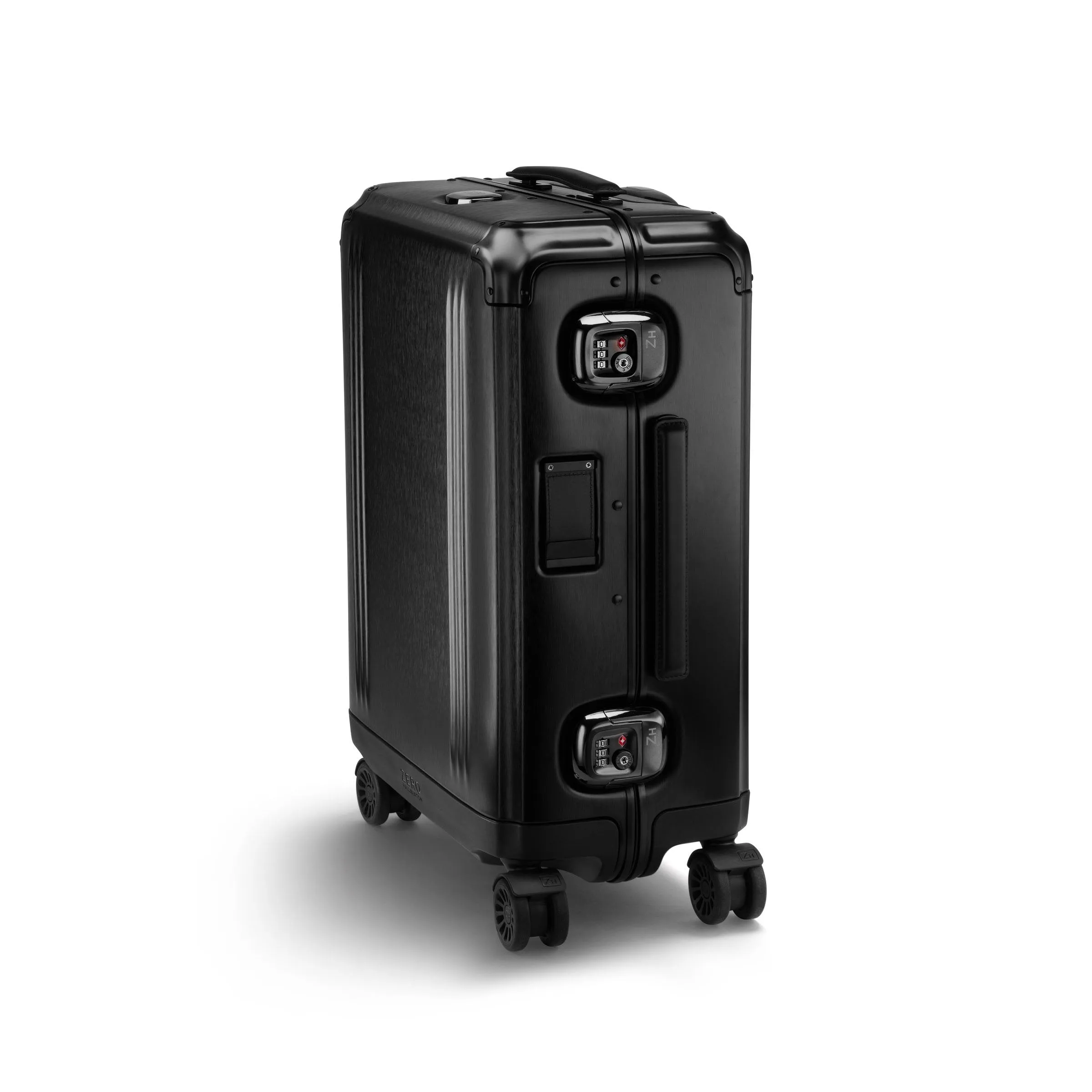 Pursuit Aluminum | Continental Carry-On Case 39L