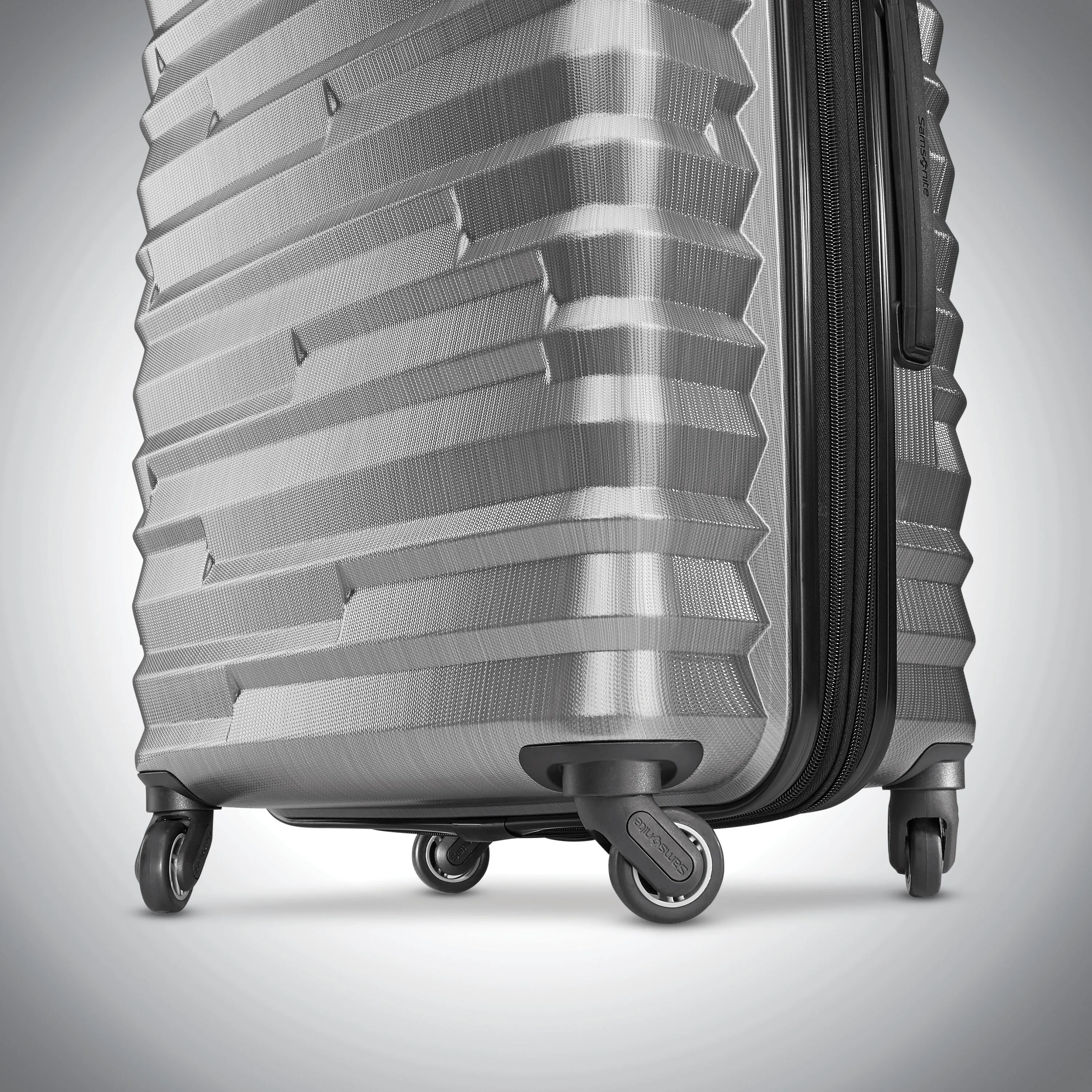 Samsonite Ziplite 4.0 Spinner Large Luggage