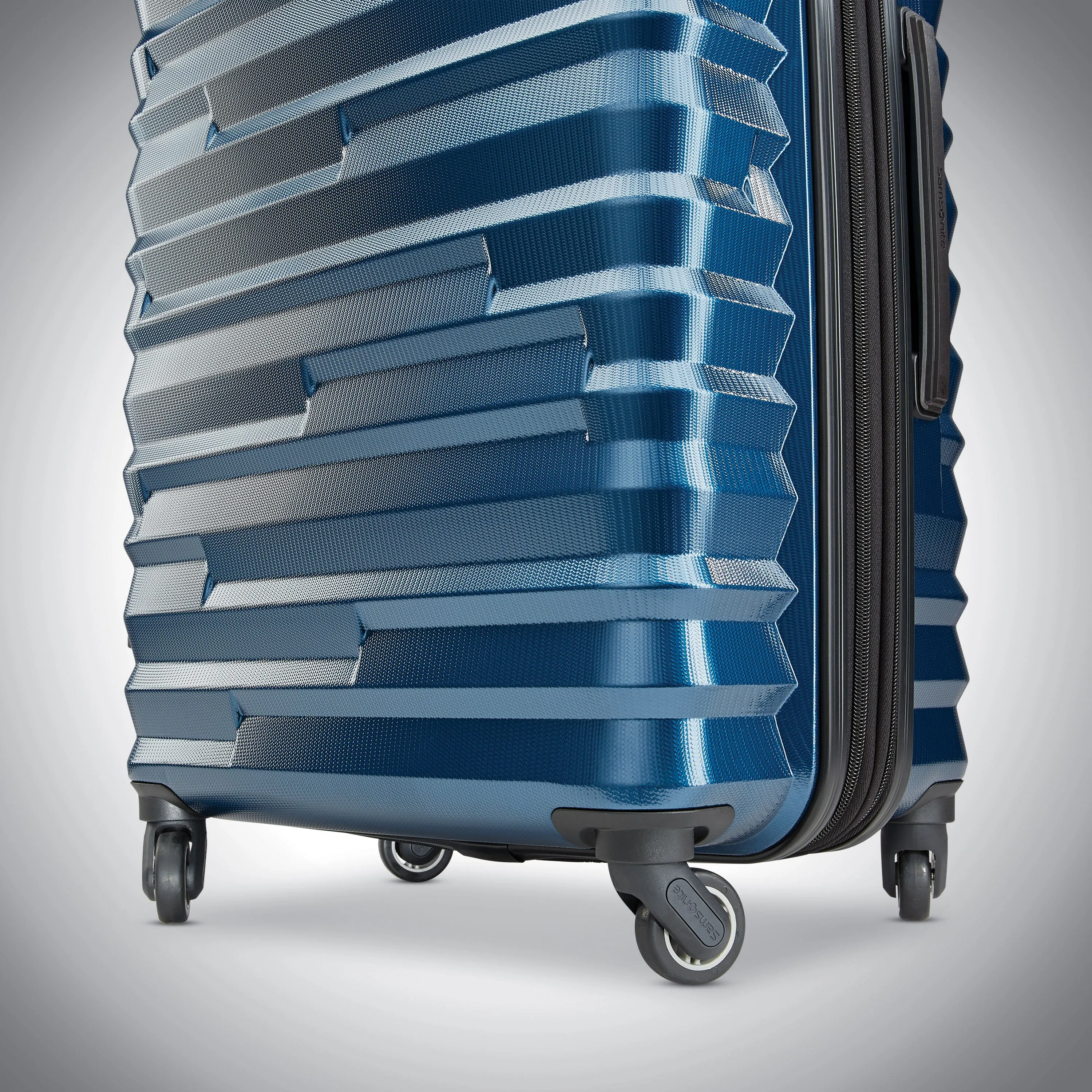 Samsonite Ziplite 4.0 Spinner Large Luggage